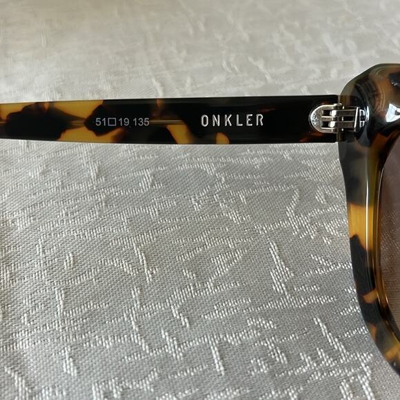 Onkler Hepnurn Sunglasses ** main image 4